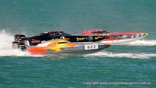 Saracen (nearest camera), Kwozzy 2 and SUV Dodge Ram battle for supremacy in Supercat Outboard. © Reg Blunt http://www.embphotographics.com.au